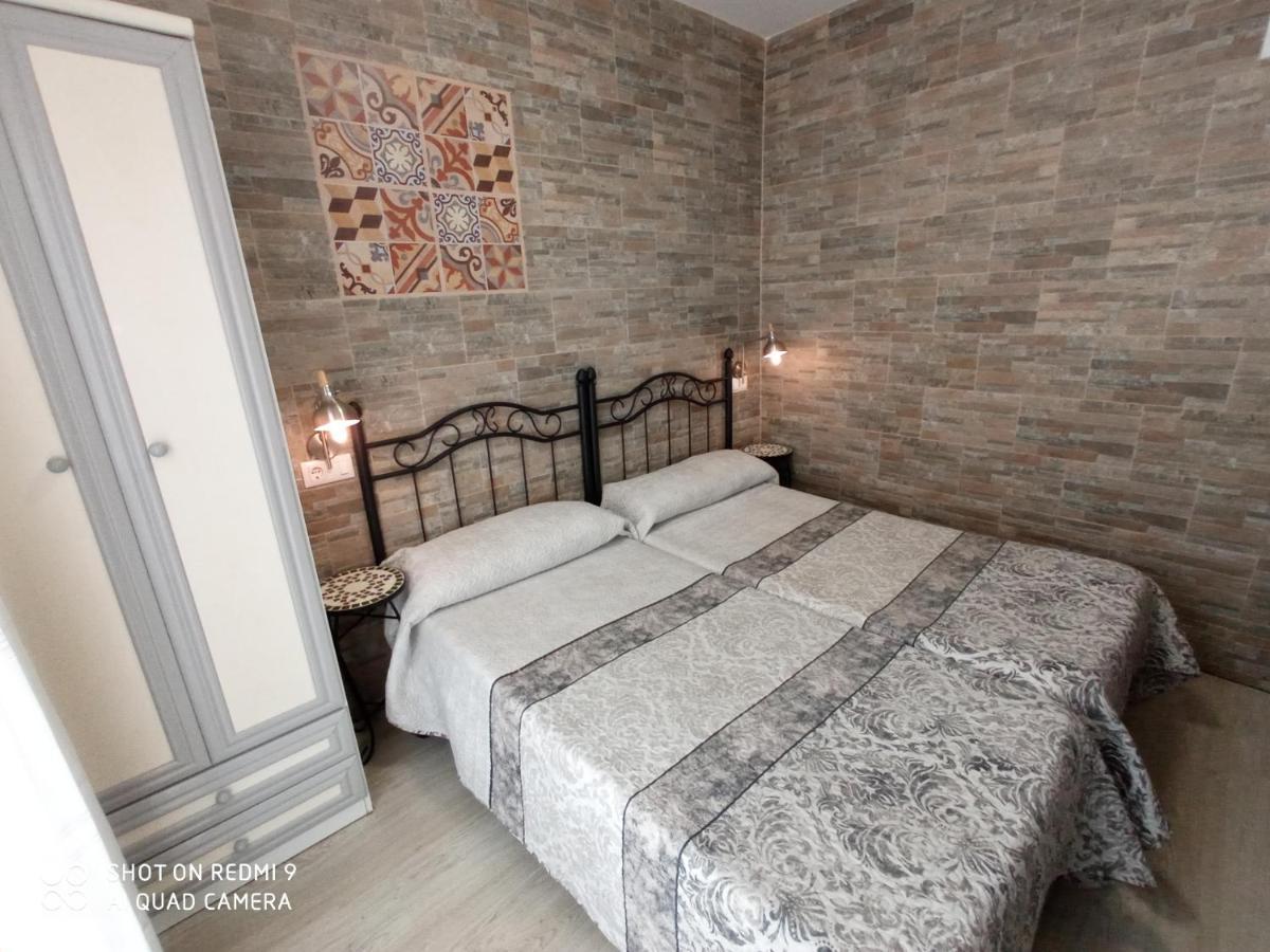 Apartamentos La Casona De Ezcaray Con Terrazas Y Patios Individuales Ngoại thất bức ảnh