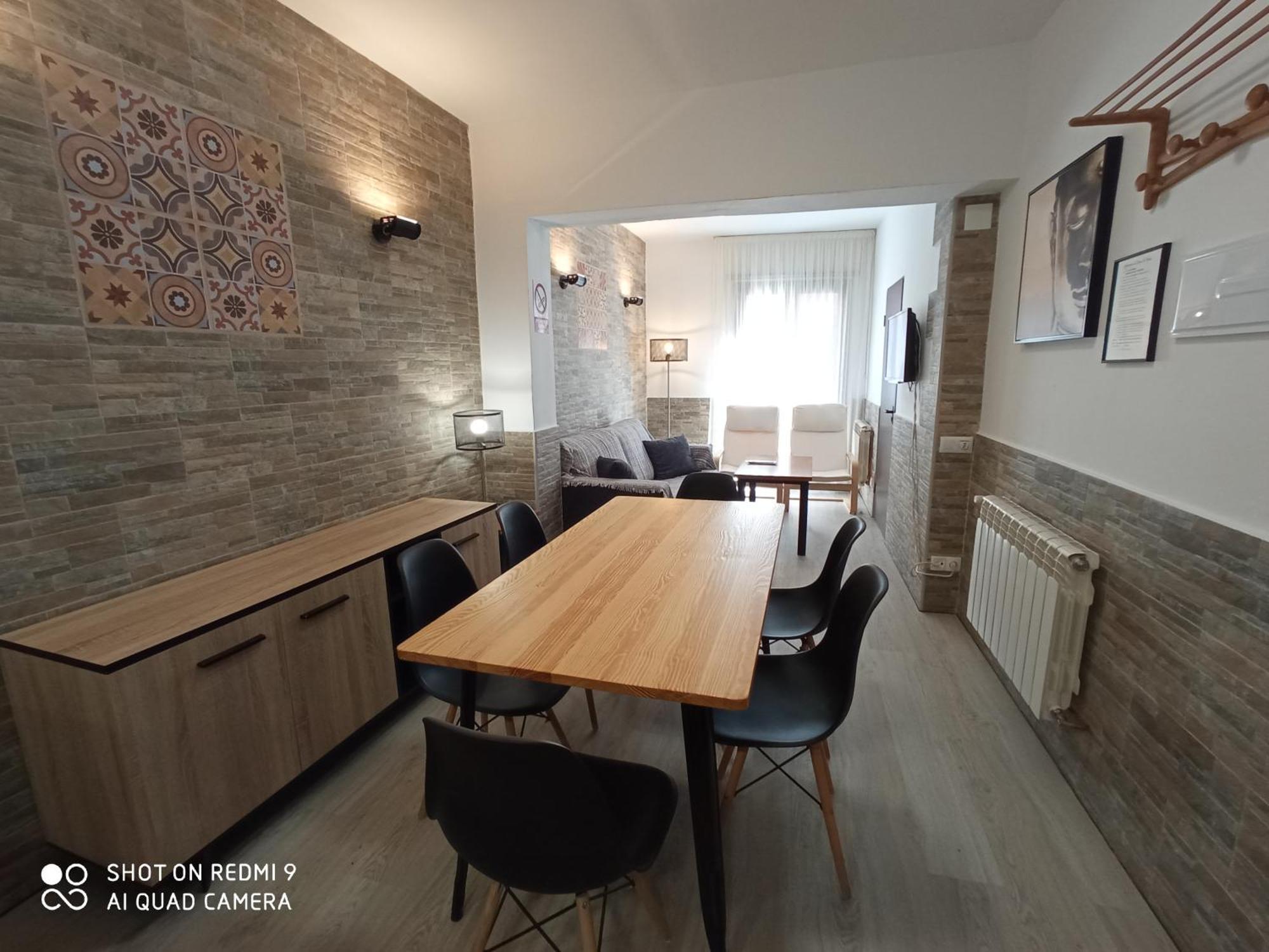 Apartamentos La Casona De Ezcaray Con Terrazas Y Patios Individuales Phòng bức ảnh