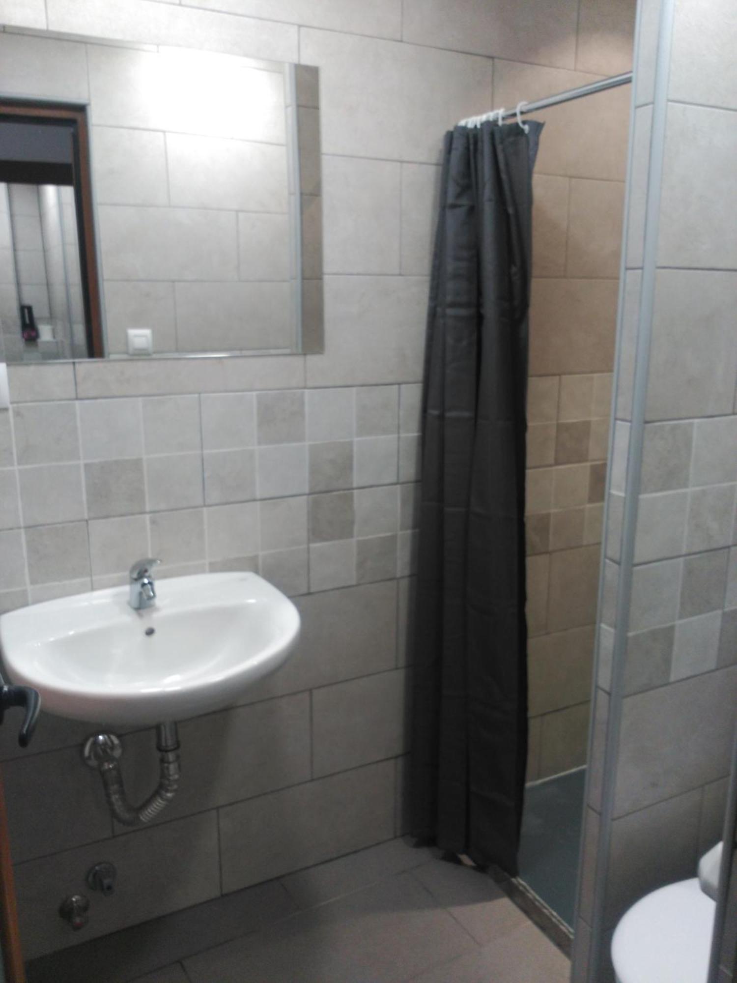 Apartamentos La Casona De Ezcaray Con Terrazas Y Patios Individuales Ngoại thất bức ảnh